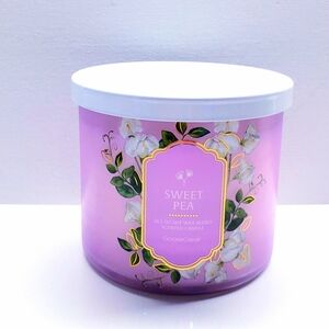 Goose Creek SWEET PEA Large 3-Wick Scented Candle, 14.5 Oz